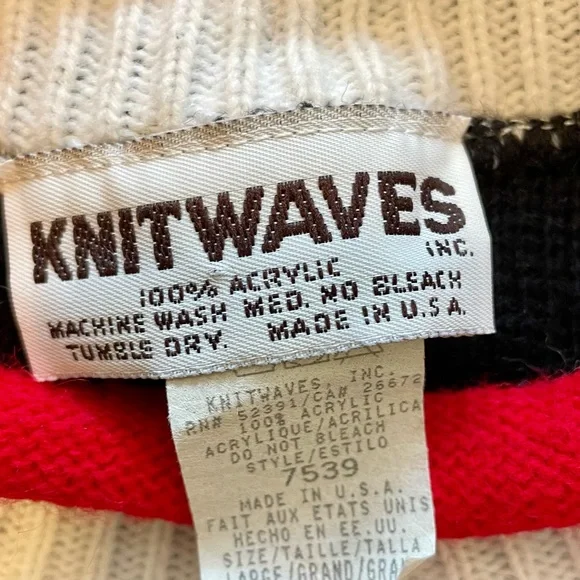 Vintage 90s Knit Rose Sweater - Picture 5 of 5